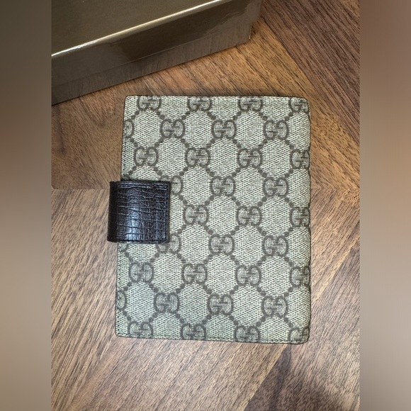 Gucci GG Supreme Passport Holder | Agenda Cover | w/ Box - Picture 4 of 7